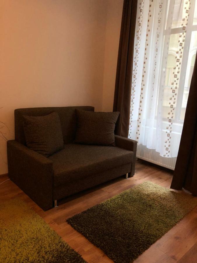 Poppys Apartment 阿拉德 外观 照片