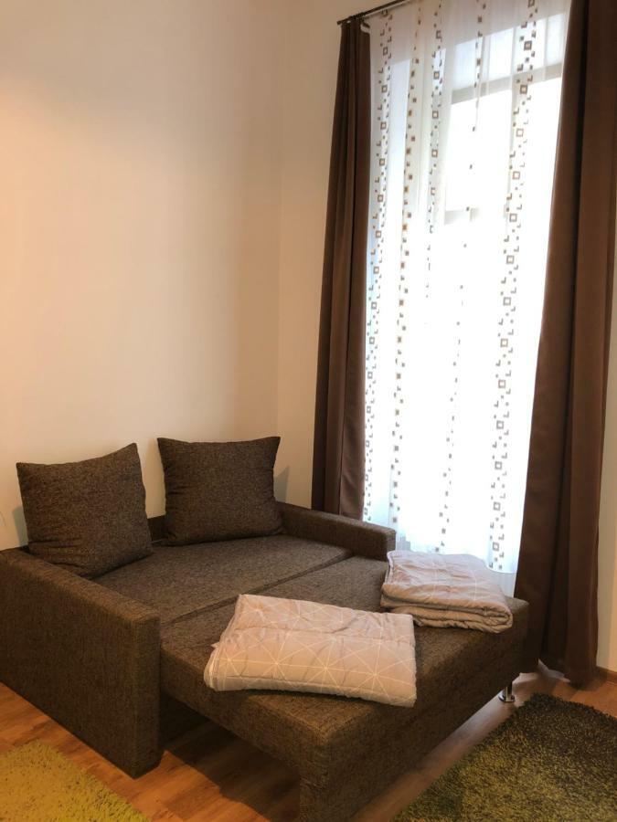 Poppys Apartment 阿拉德 外观 照片