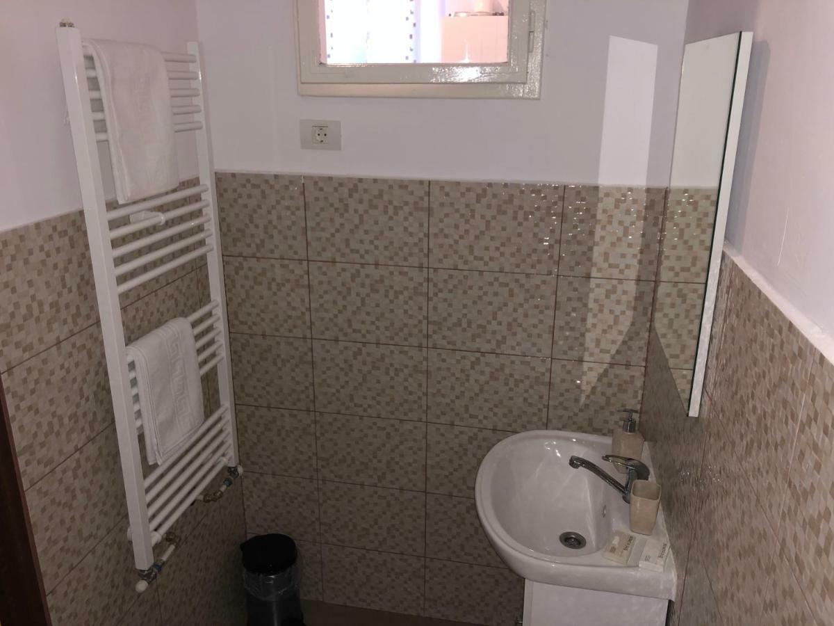 Poppys Apartment 阿拉德 外观 照片